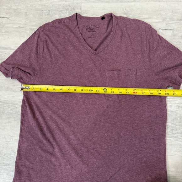 Original Penguin Men's Maroon V-Neck T-Shirt Size L - Picture 13 of 15